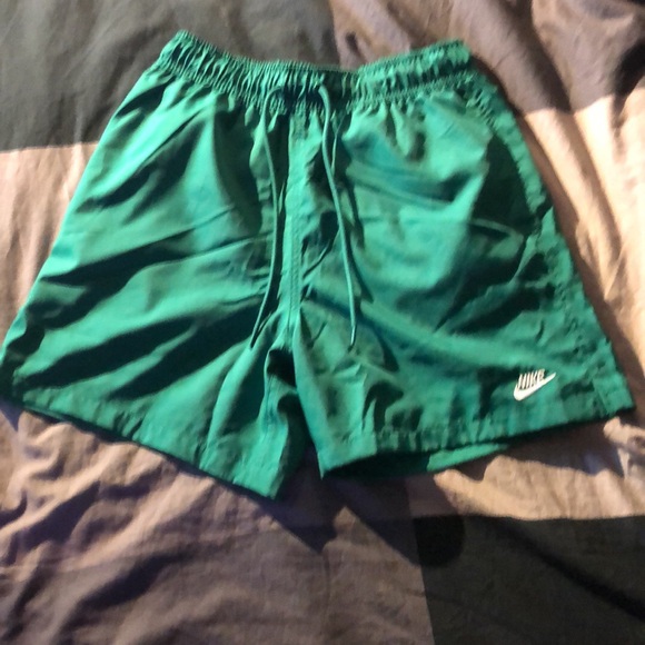 Nike Shorts - Picture 1 of 4